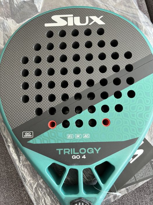 Raquete de padel suix trilogy go 4