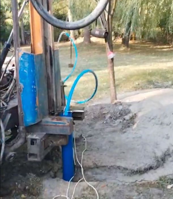 Studnie głębinowe, Wiercenie studni, Odwierty