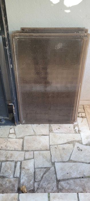 2 janelas envidraçadas + Vidros esfumados para marquises de alumínio