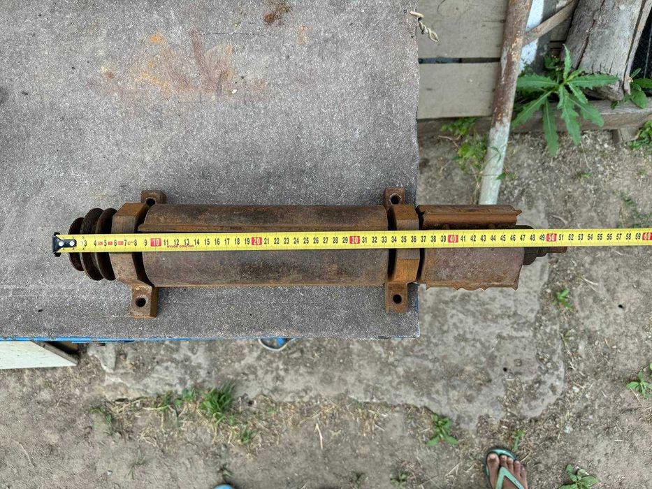 Продам вал фуговальный с барабаном для вставных фигурных ножей.