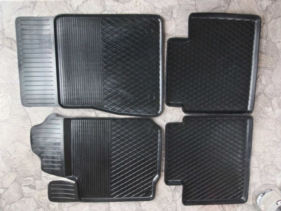 Dywaniki Gumowe ALFA ROMEO 145, 146, 147, 156, 159, GT MITO GIULIETTA
