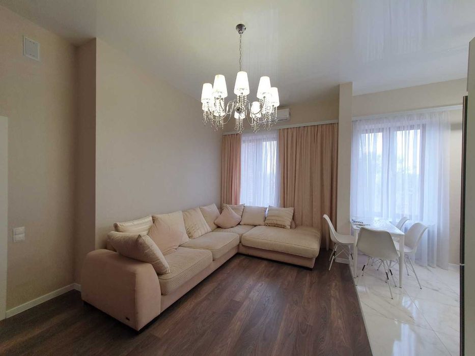 Продам 2 ком. кв. Центр, метро Левада, ул. Гольдберговская LT