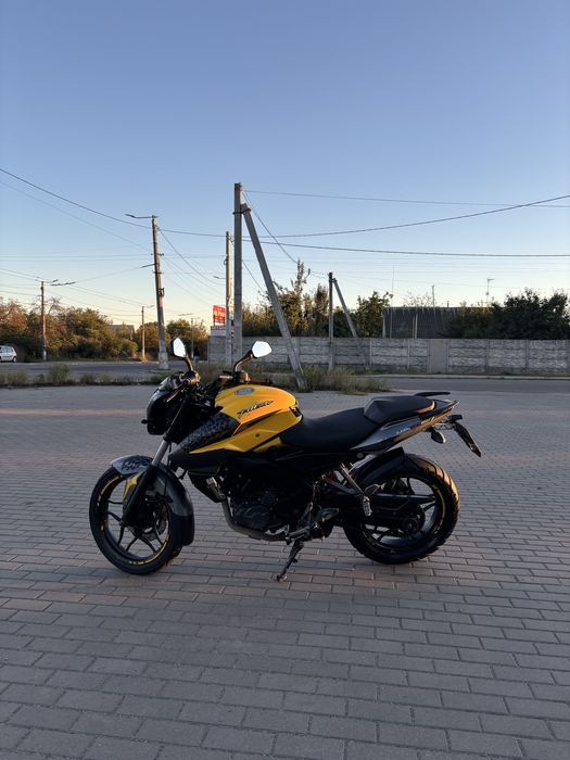 Bajaj pulsar ns 200