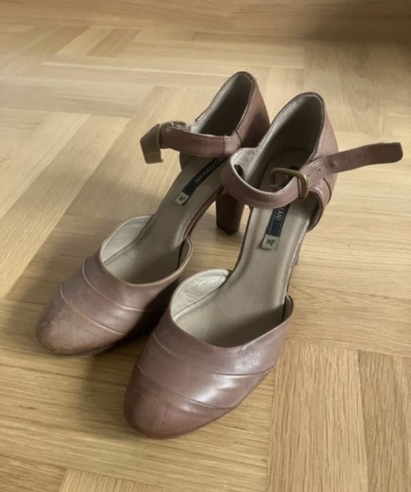 Skórzane czółenka 39,5