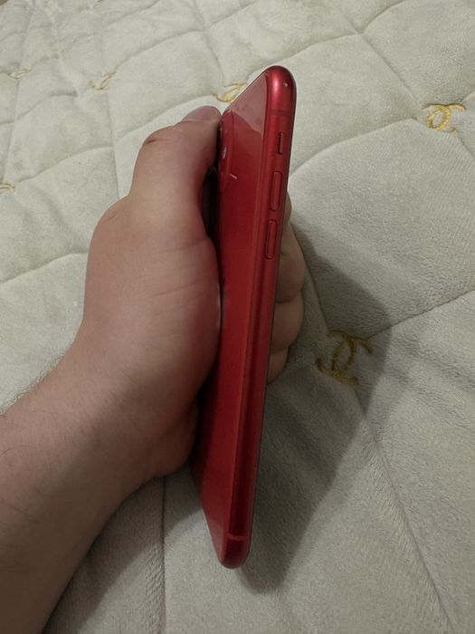 Iphone 11 128gb (red product)