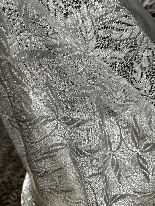 Занавески/ занавеси с креплением- цена за 2 штуки