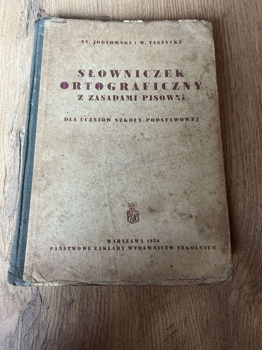 Słowniczek ortograficzny z zasadami pisowni