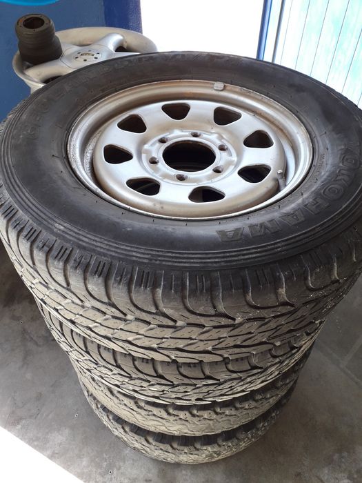 Nissan d21 todas as peças bancos
