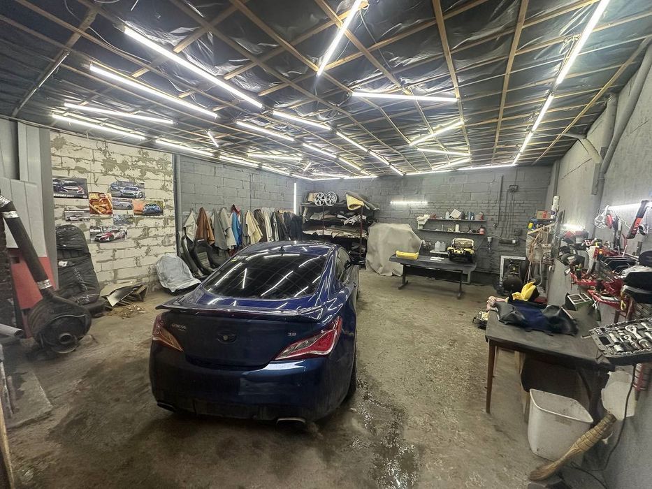 Оренда гаража по вул Зелена