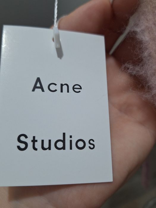 Acne studios szalik cudo