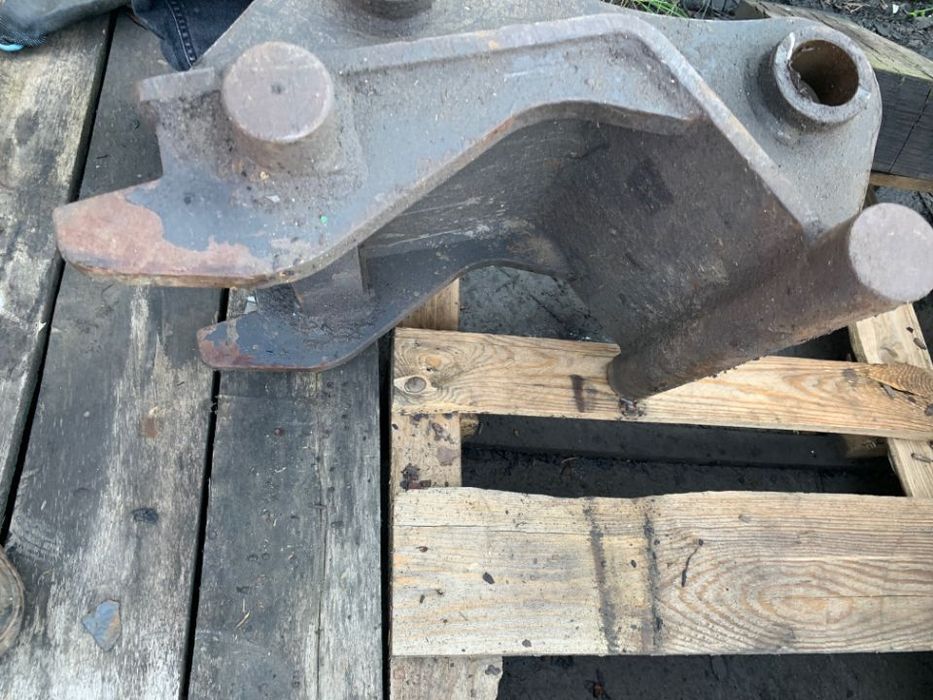 szybkozłącze do koparki mechaniczne, sworznie fi 45