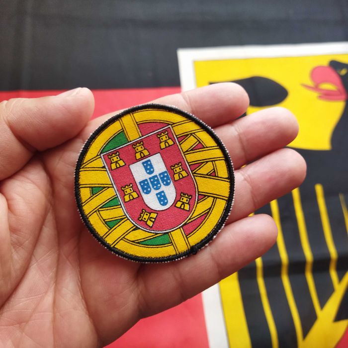 3 Emblemas escudo de Portugal. Capa estudante. Futebol