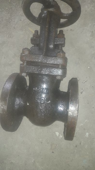 Задвіжки 50 мм фланцева і шарова