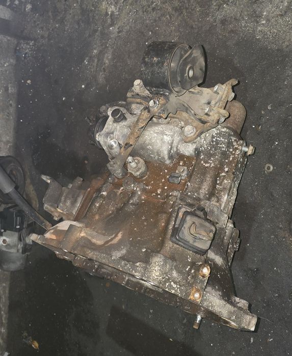 Motor de arranque, alternador, caixa velocidades Toyota Corolla 1300