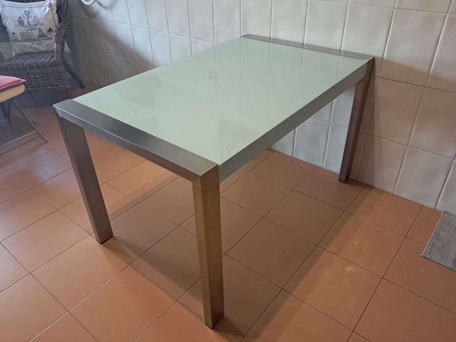 Mesa Cosinha Esrencivel
