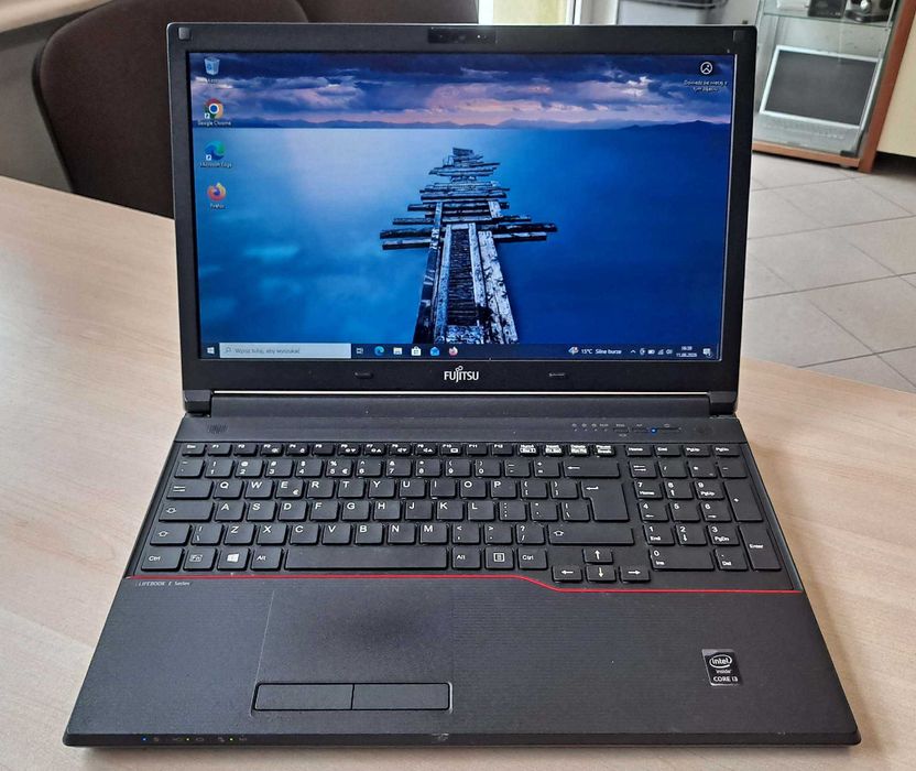 Laptop Fujitsu Lifebook Series E i3 4th 2,40Ghz 8GB 250SSD USB3.0 15,6'  Gwarancja