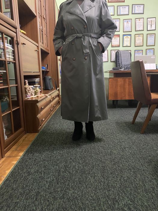 Женский шикарный плащ на подстежке