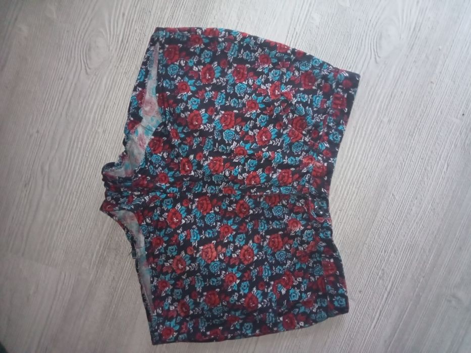 Spodenki wyższy stan,rozm.40