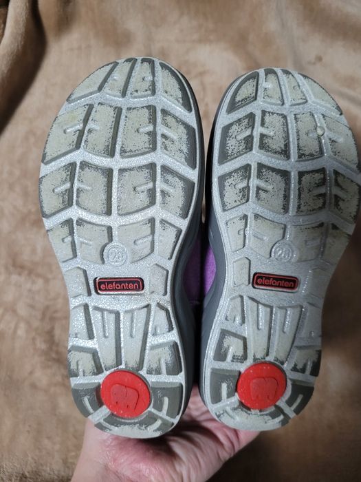 Продам зимові термо ботінки, сапожки на дівчинку. 28 розмір Elefanten