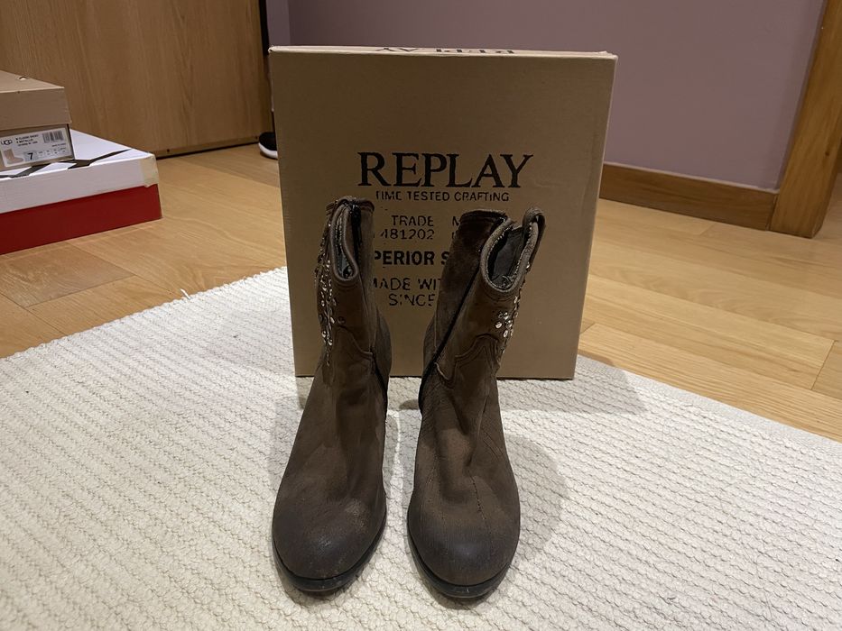 Botas da marca Replay