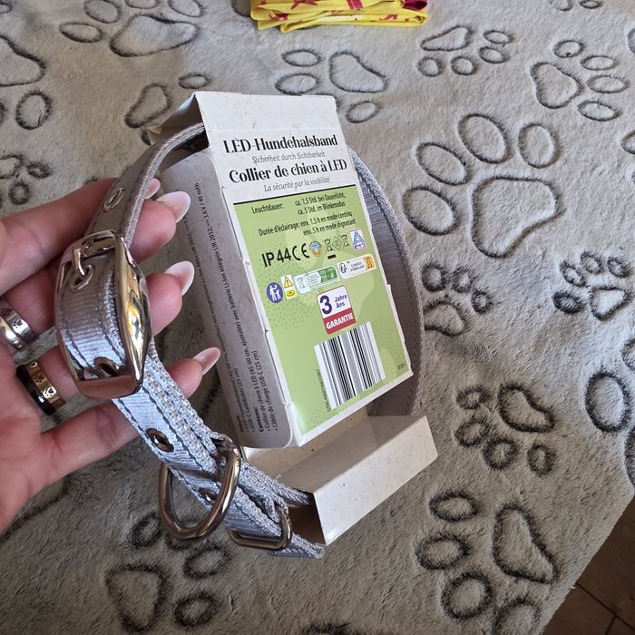 Obroża LED dla psa Romeo – USB-C, rozmiar S, nowa