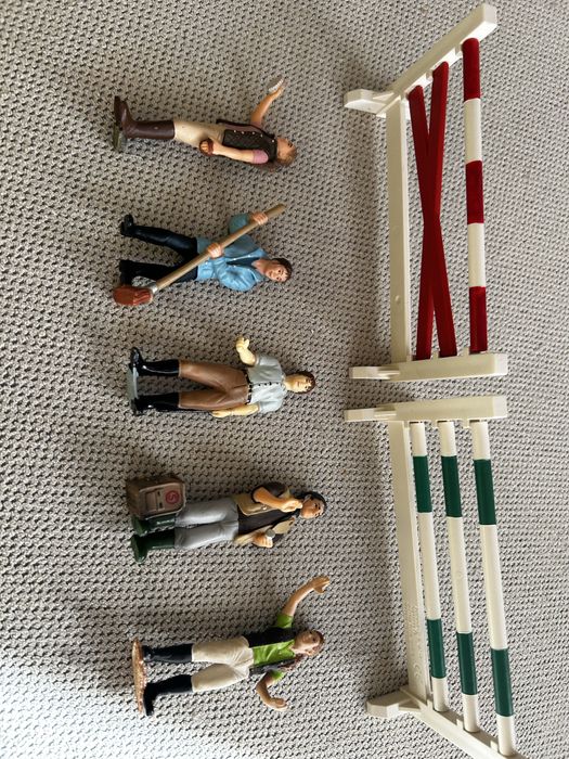 Figurki koni schleisch