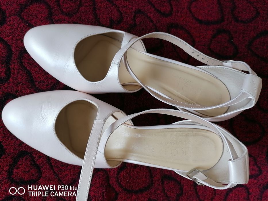 Buty damskie 39 Kotyl 7079 lico, perłowy róż