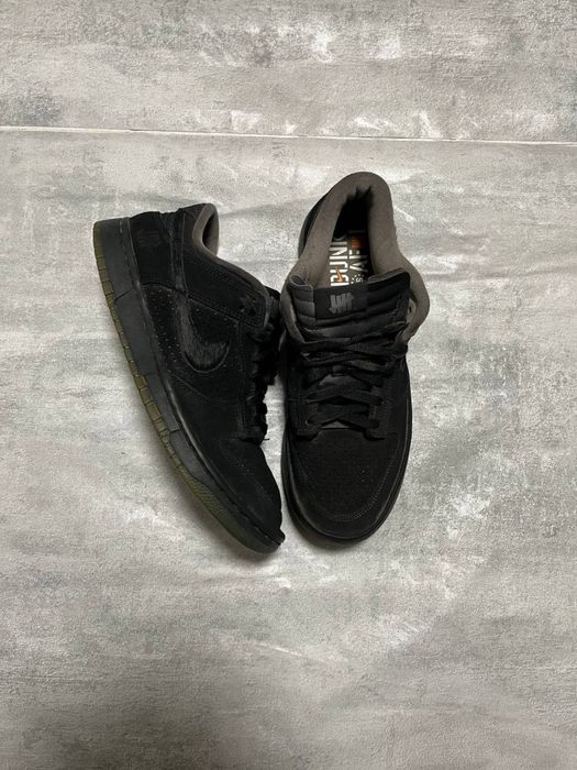 Nike Dunk Low x UNDEFEATED