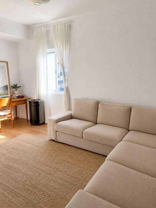T2 em Linda-a-Velha | Av. Dom Pedro V | 80 m² | Varandas