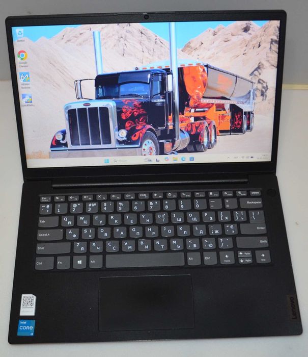 Lenovo V14 G2 ITL \ FullHD \ i3-1115G4 \ 8Gb \ SSD 256Gb \ 2021 рік