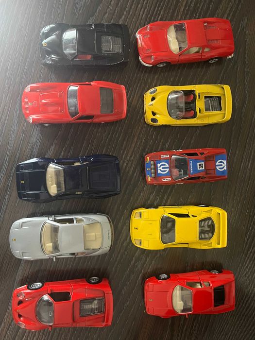 Lote 10 Miniaturas Ferrari 1:43 - Coleção Clássica Bburago
