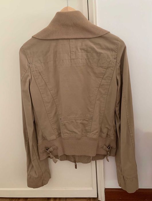 Blusão em algodão, nunca usado.