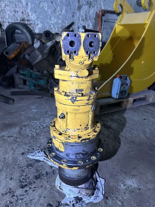 Редуктор повороту екскаватора LIEBHERR 312