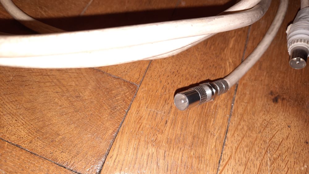 Kabel koncentryczny antenowy 75 Ohm wtyki TV  6,6metra
