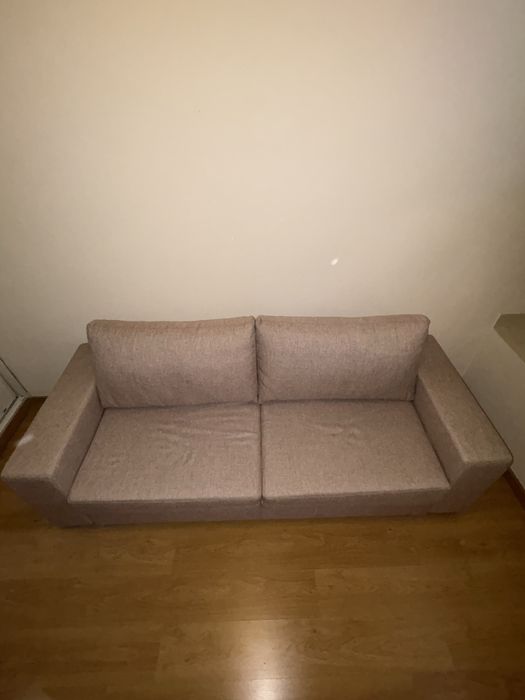 Sofá-cama imaculado