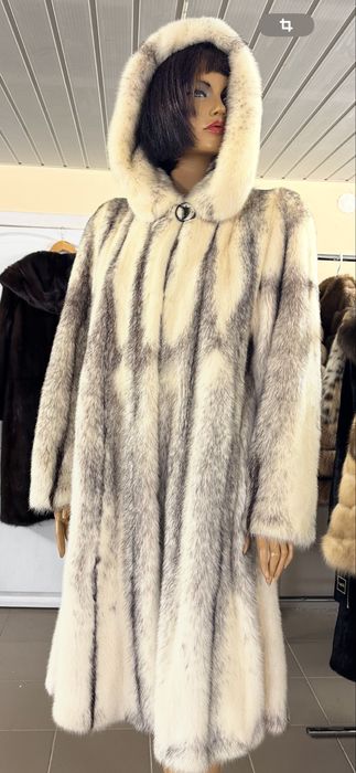 Рр 48. Норковая шуба’ манто белая крестовка’. MANAKAS