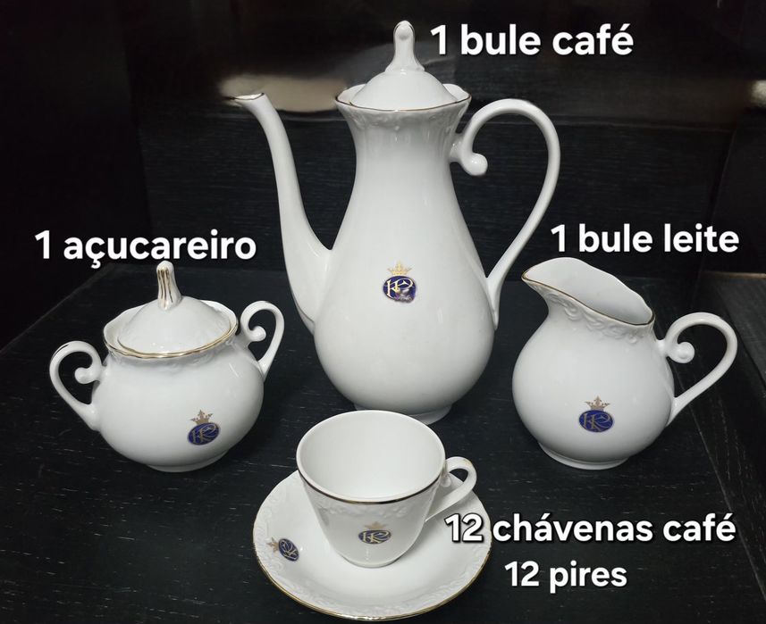 Serviço de café em porcelana (27 peças)