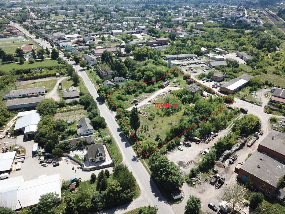 Продам земельну ділянку у м. Рожище, загальною площею 0,946 га