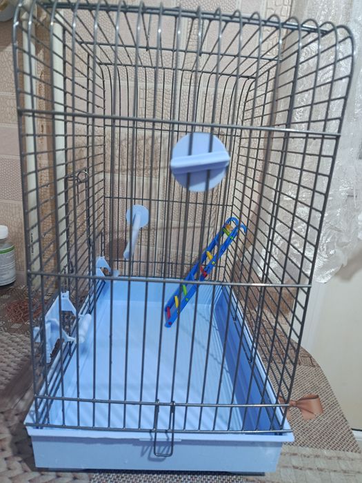 Большая клетка для попугая