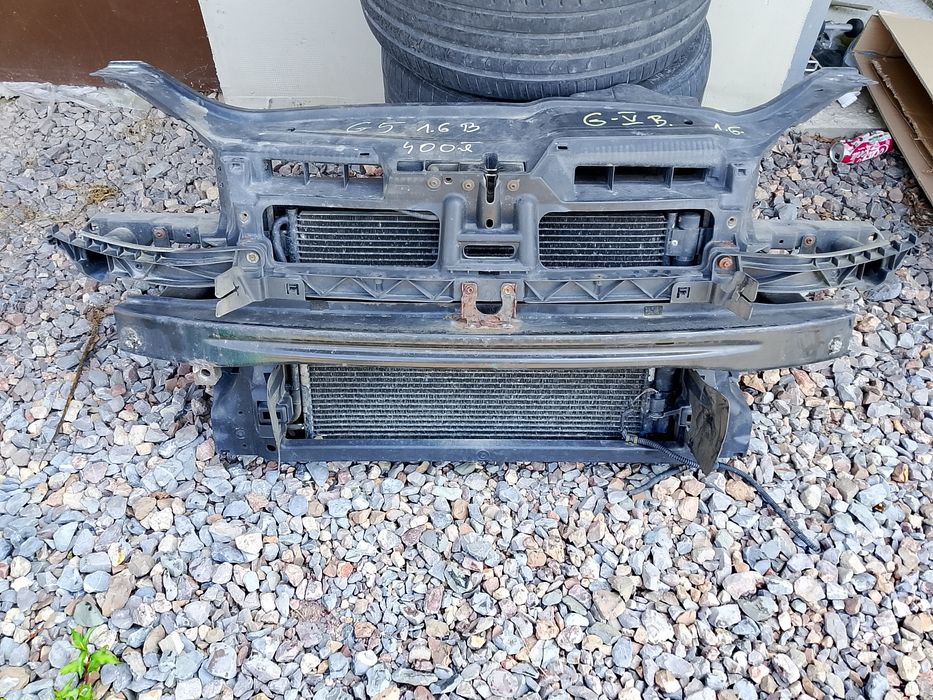 Pas przedni z chłodnicami VW Volkswagen Golf 5 1.6 benzyna