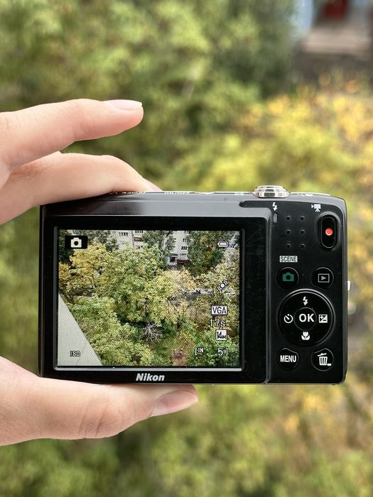 Фотоапарат Nikon COOLPIX S2600