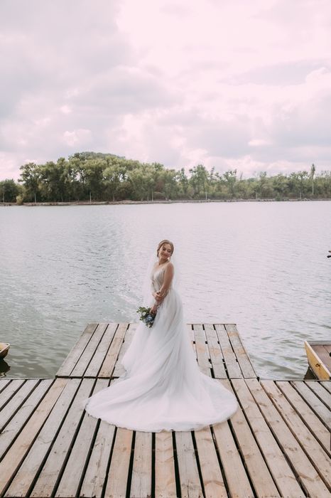 Весільна сукня дезайнерська