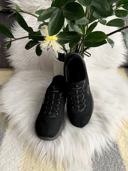 Skechers 39 czarne logo wsuwane