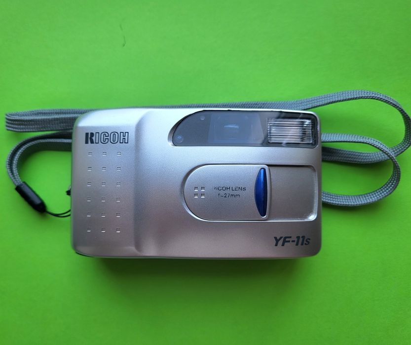 Плівкова фотокамера RICOH YF-11s, робоча!