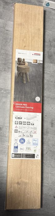 Panele podłogowe EGGER PRO 8 mm klasa 32 – 4 paczki (8 m²) – nowe
