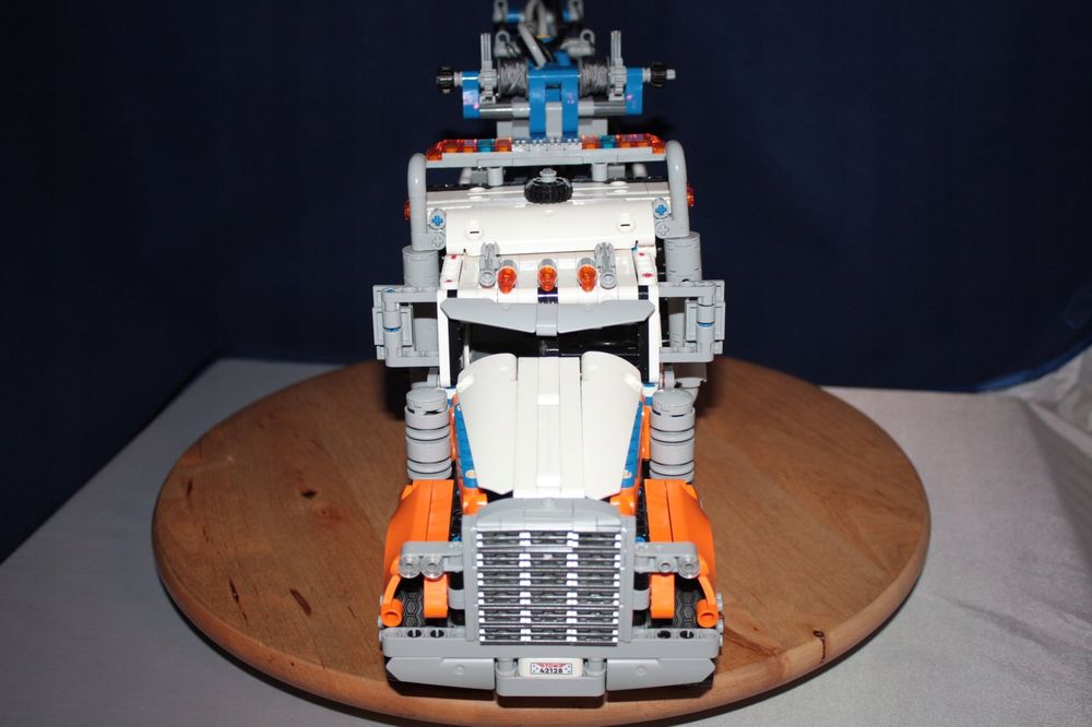 Lego Technic 42128 Ciężki holownik