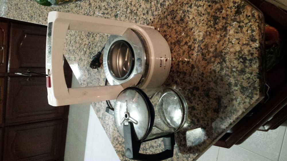 Fervedeira, maquina para ferver água