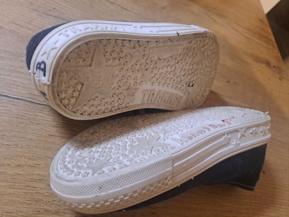 Kapcie tramppy rozmiar 25