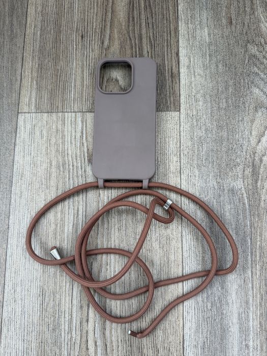 Продам чехлы на Iphone 15 pro