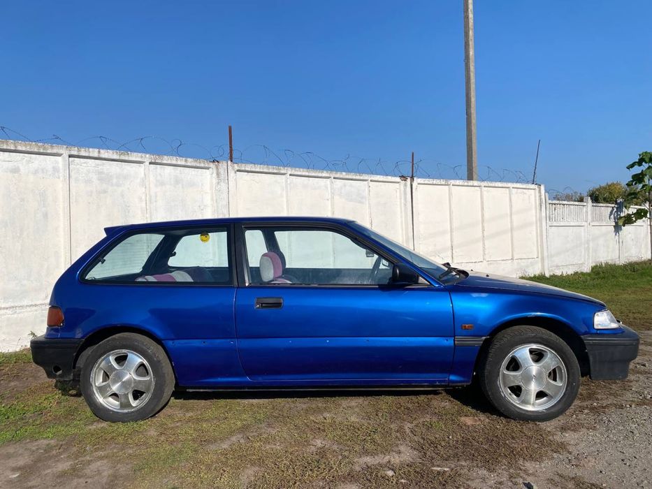 Honda Civic квадрат